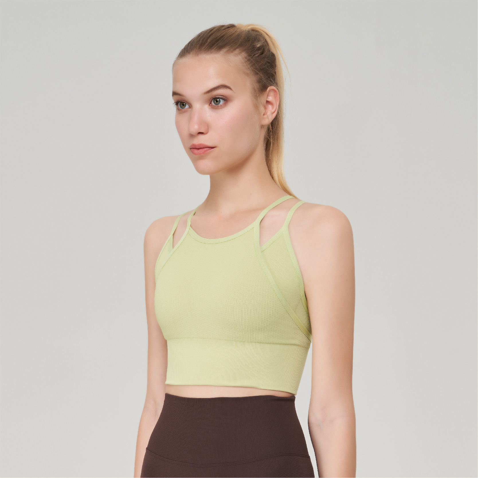 Seamless Sports Halter Bra with Multi-Strap Back Design BCW001 - Image 5